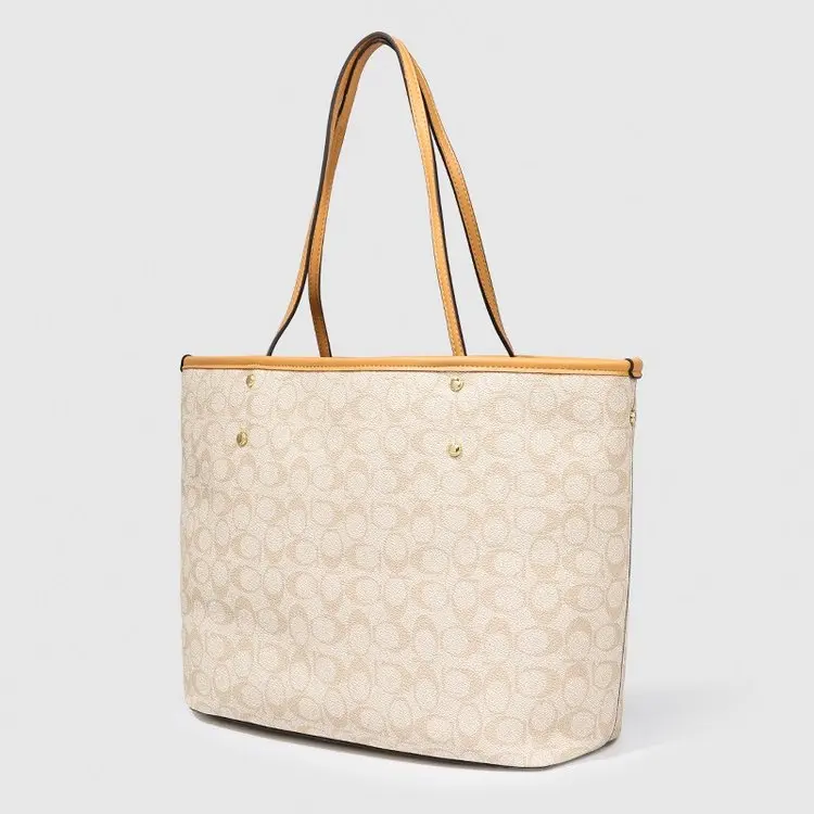 

Trendy Simple Crossbody Handbag For Women Luxury Designer Large Capacity Elegant Leather Diaper Bag For Commuter Textured Tote