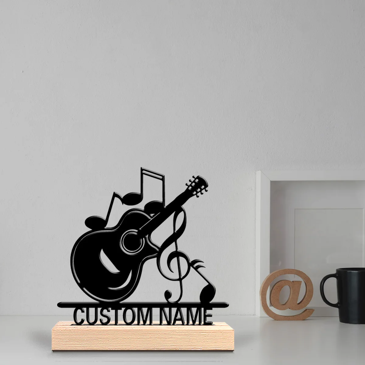 Guitare minimaliste personnalisée avec nom, artisanat sur base en bois, ornement en étain sur base en bois, pour cadeaux d'amis, 1 pièce
