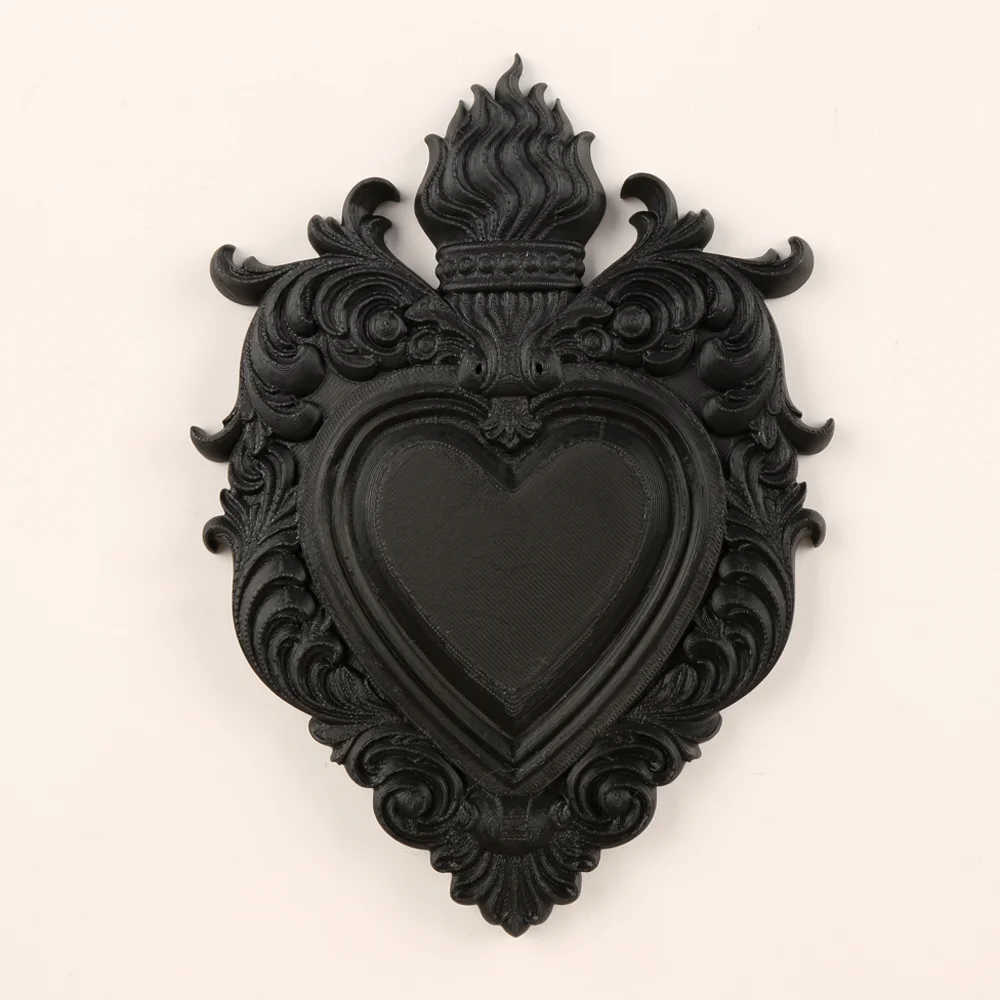 Cross-Border Dark Gothic Carved Flaming Sacred Heart Wall Decor for Retro Home Wall Decoration - view 3