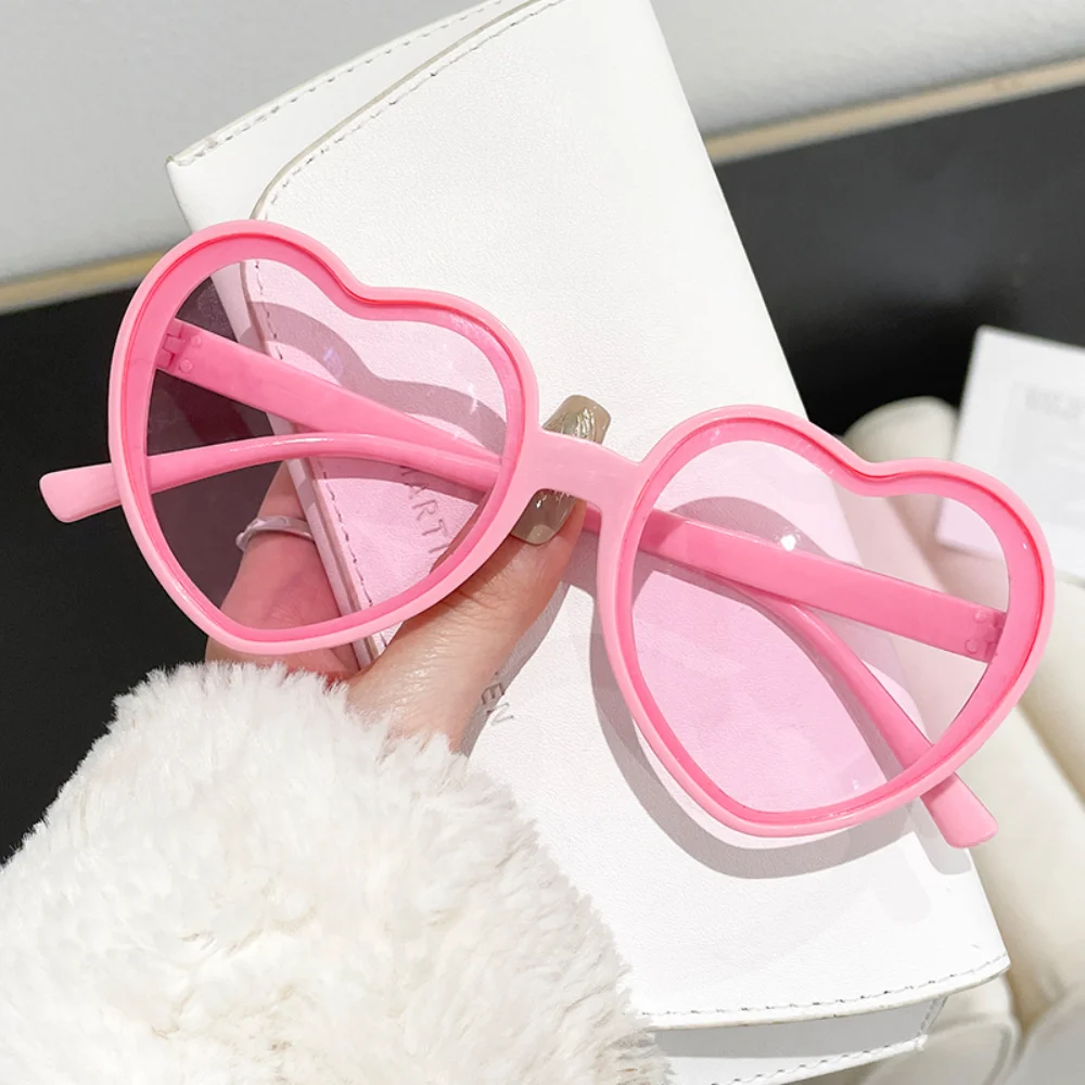 KLASSNUM Women Fashion Heart Shaped Glasses Watch The Lights Change To Heart Shape At Night Diffraction Glasses Female Sunglasse