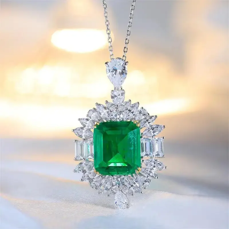 RUIF 2024 Hot Sale S925 Silve Main Stone 9ct Necklace Emerald Shape Lab Grown  Emerald Classic Style