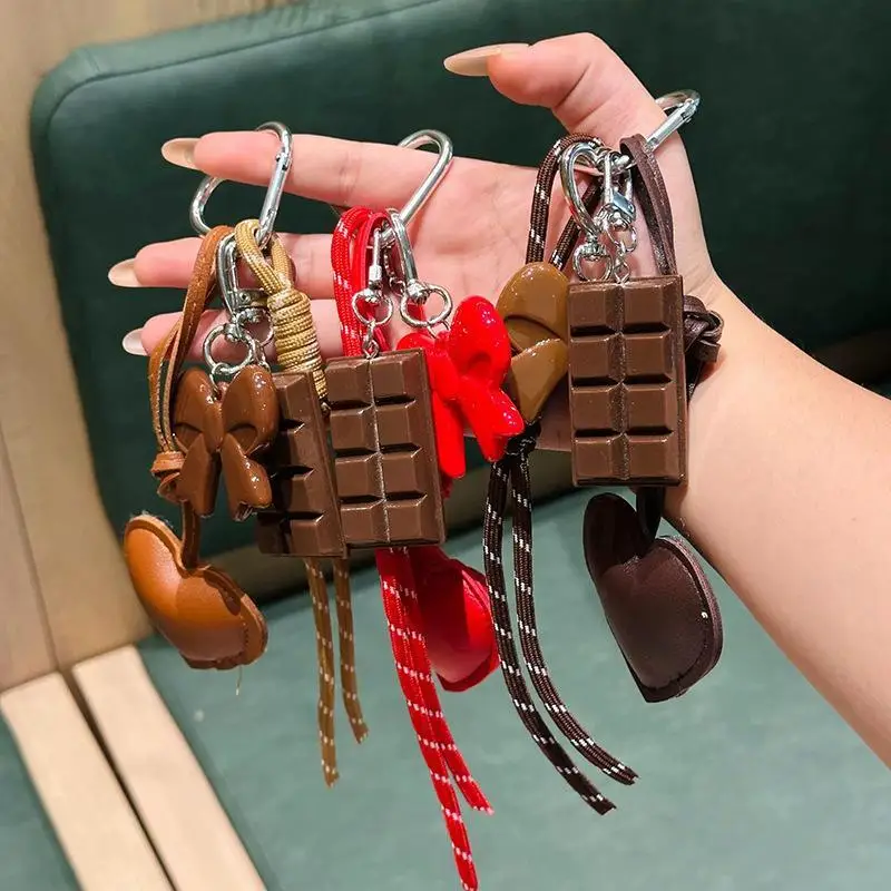 1 Stück Taschenzubehör Deko Schokoladen-Anhänger INS-Stil Kawaii Korea Trendy Herz Leder Schlüsselanhänger Kreativer Schlüsselanhänger – Detail 11