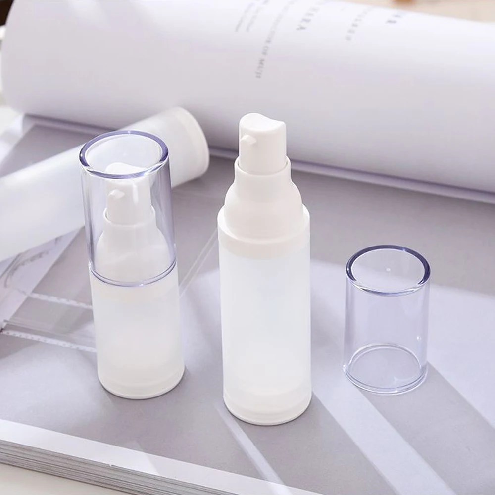 Draagbare vacuüm hervulbare flessen Cosmetische lotion Crèmecontainer reispompfles 15ML 30ML 50ML