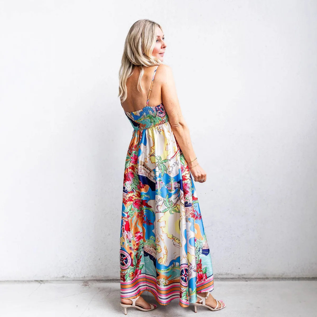 Letnia europejska i amerykańska nowa odzież damska Sukienka z wysokim stanem i nadrukiem w stylu wakacyjnym