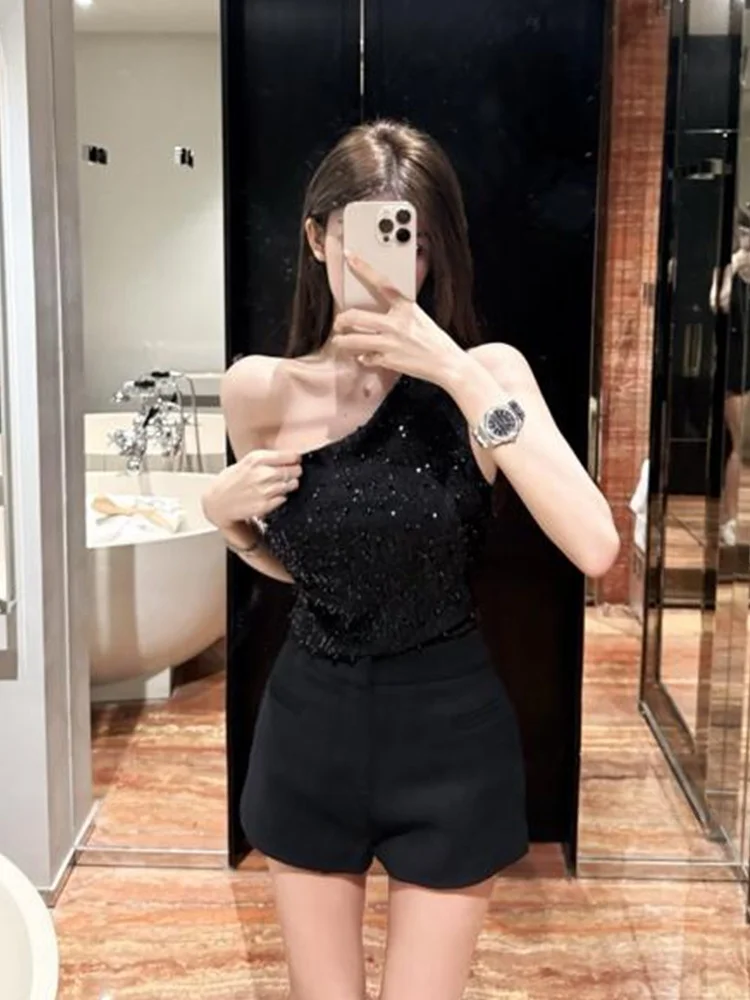 

Женский летний повседневный комплект из двух предметов: топ с пайетками и открытыми плечами XZY Ele plus Size и шорты с высокой талией.