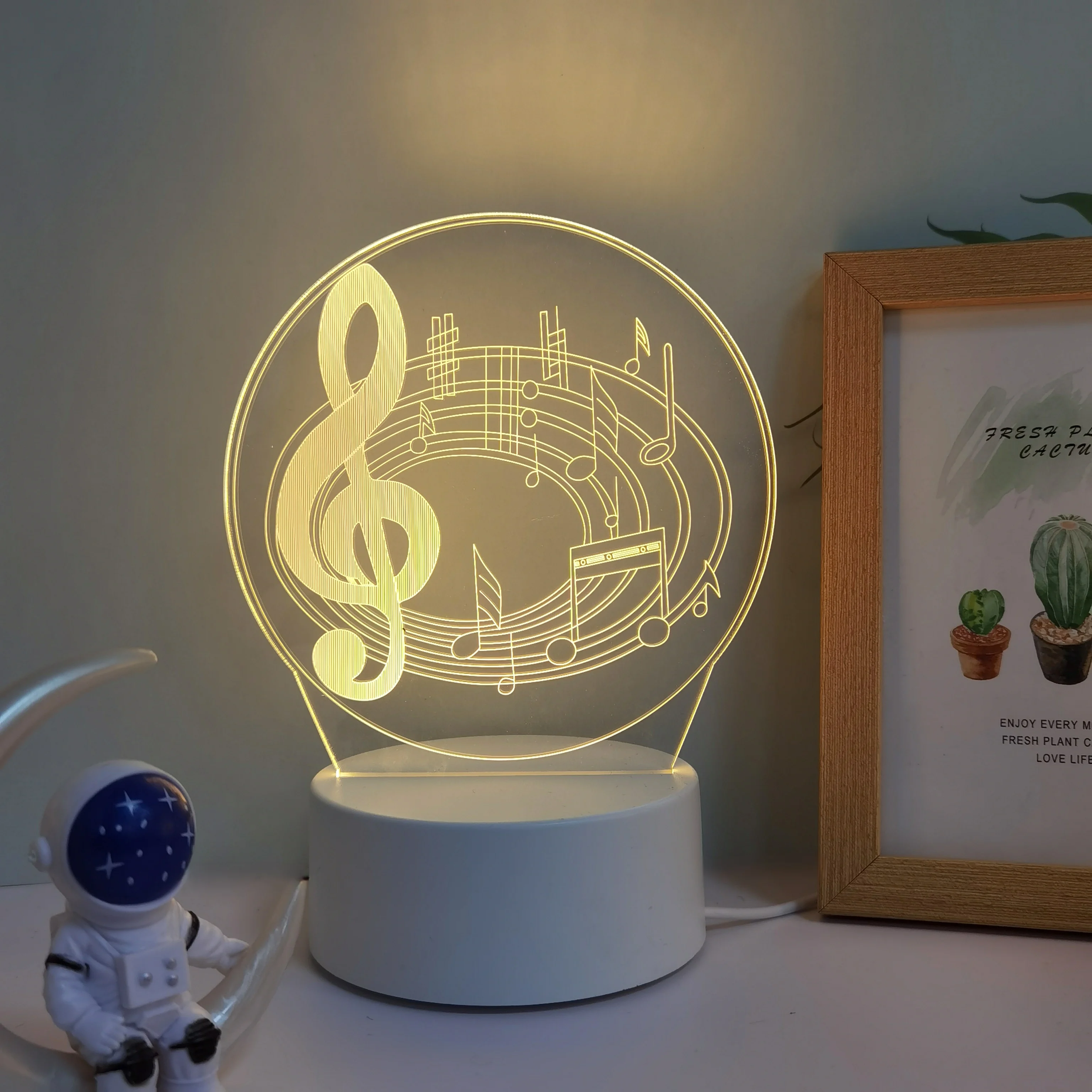 A big note shape USB 3D night light, musician collection lights, party, festival decorative lights, gift lights for friends.