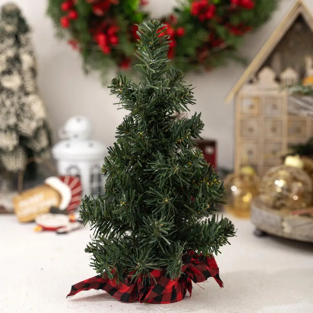 

Long-lasting Artificial Pine Tree Mini Christmas Tree with Cloth Bag Base Pvc Branch Tips for Home for Christmas for Limited