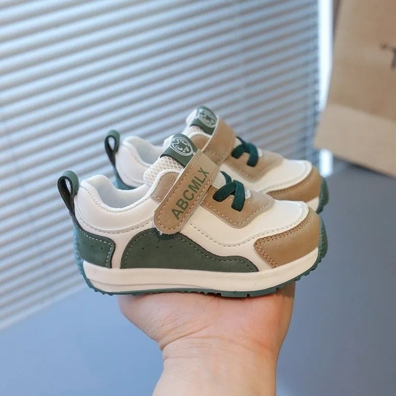 Infant Walking Shoes for Boys Girls Soft Sole Cotton Lined Winter 2026 New Style Sports Shoes