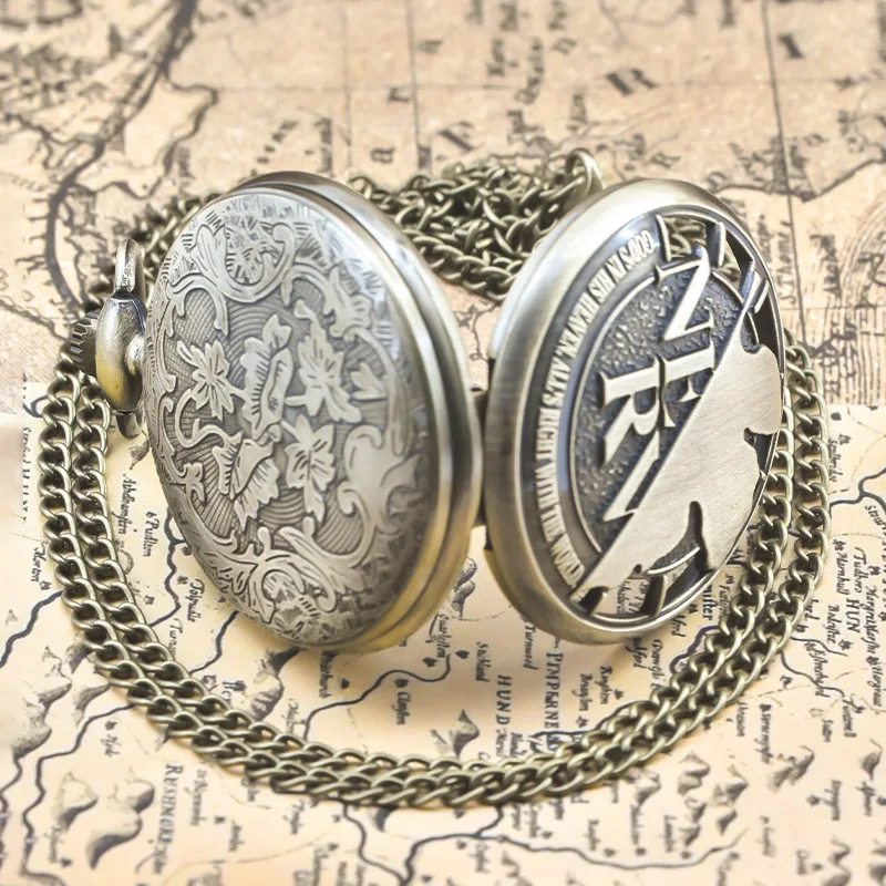 

Креативные карманные часы по мотивам аниме «Евангелион», изысканные, с откидной крышкой, в подарок на память