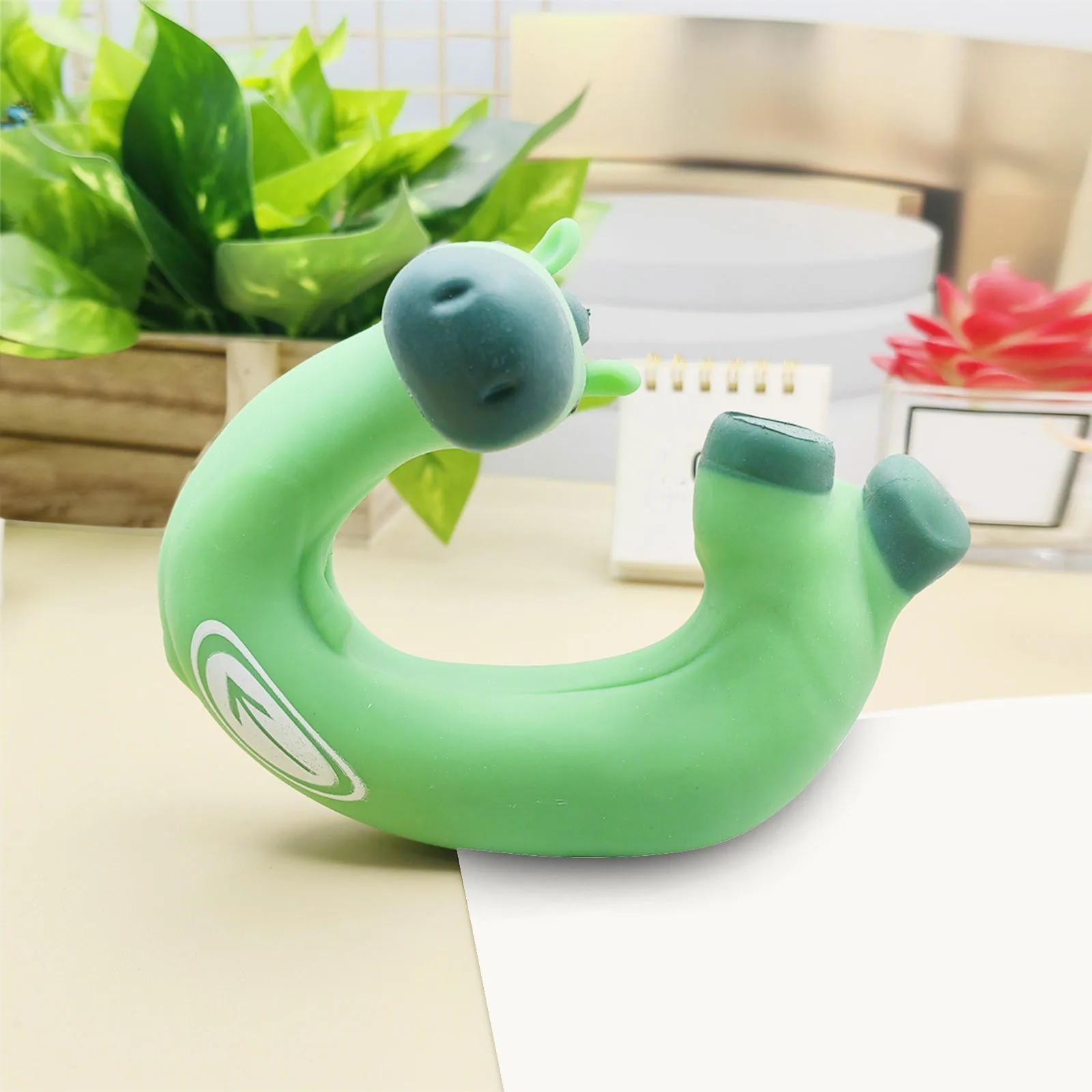 Creative green horse toy New And Unique Venting Donkey Stretching Deformation Decompressiation Decompression Animal Creative Toy