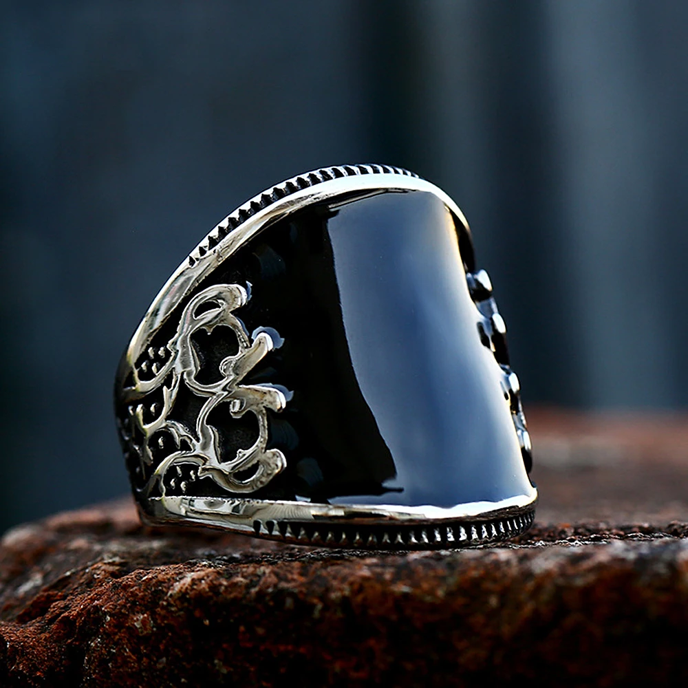 Vintage Carved Pattern Black Color Classic Ring Men\'s Stainless Steel Punk Biker Ring Jewelry Attend Party Gifts Dropshipping