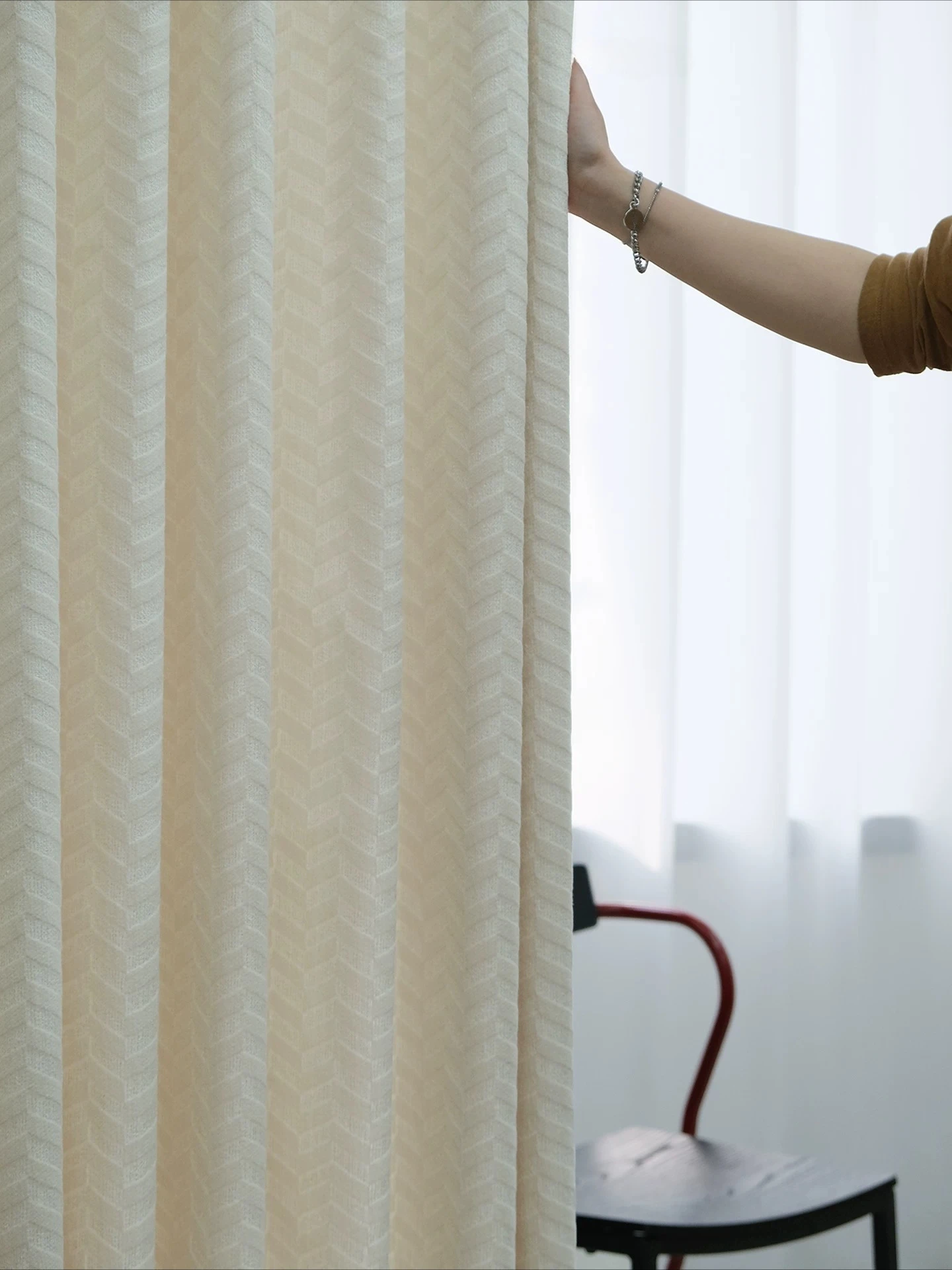 Schwarz-Weiße Vorhänge mit Fei – Home Fragrance French Bewertung und Preis