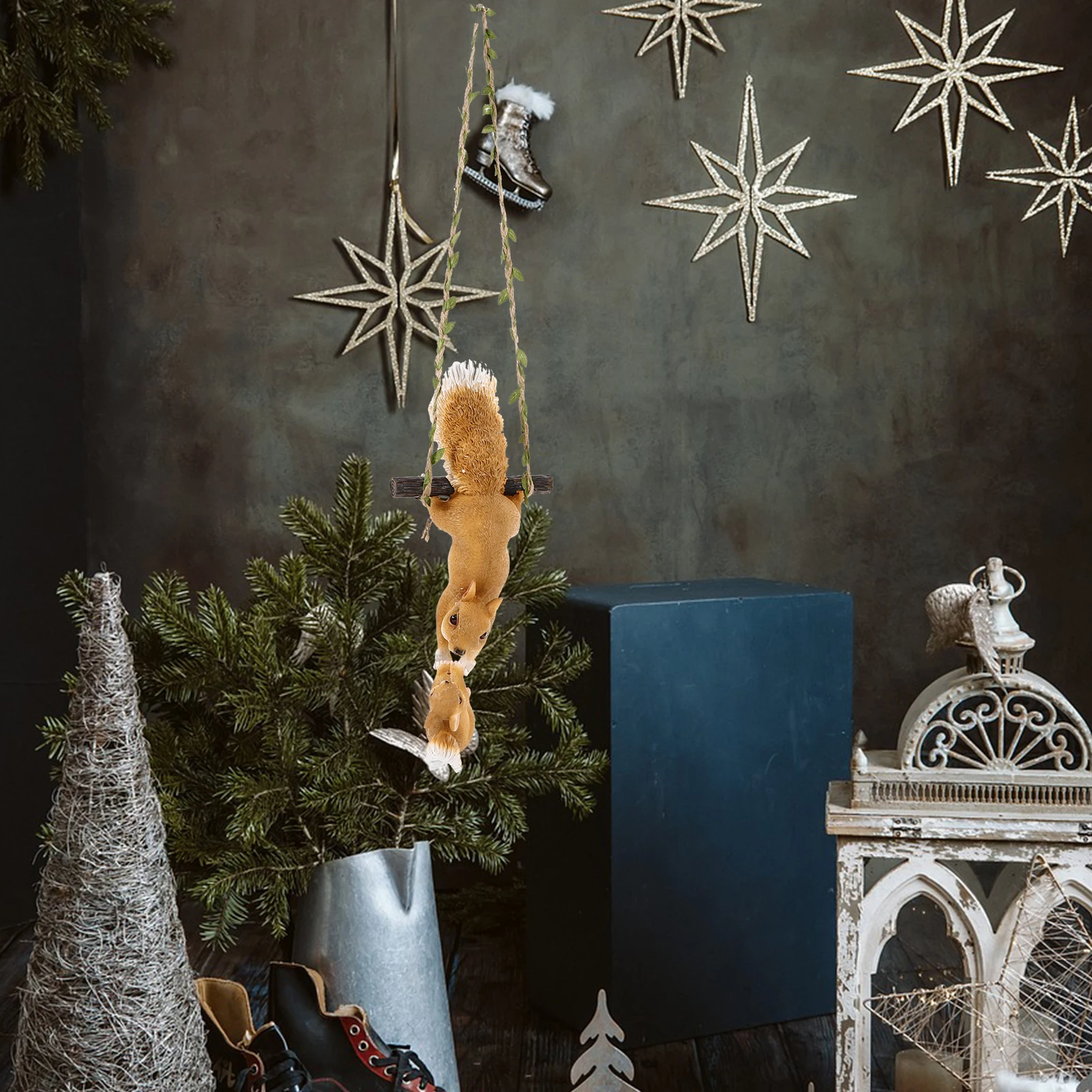 

Resin Squirrel Pendant Statue Adorable Ornament Hemp Rope Courtyard Decor Flower Pot Craft Garden Supplies Hanging Squirrel