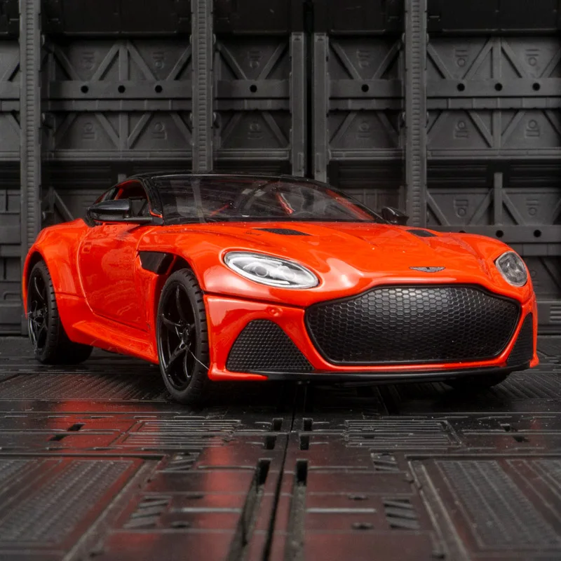 1:22 portas de carro modelo de supercarro de liga Aston Martin DBS e capô do motor, o porta-malas pode ser aberto tem funções de som e iluminação