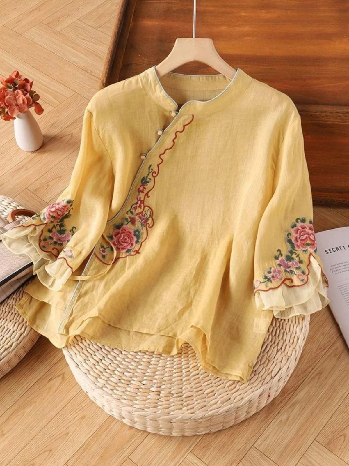 

Новая китайская вышитая блузка для женщин, летняя, с рукавом 3/4, с цветочным кружевным подолом, свободного кроя, повседневная, в корейском стиле