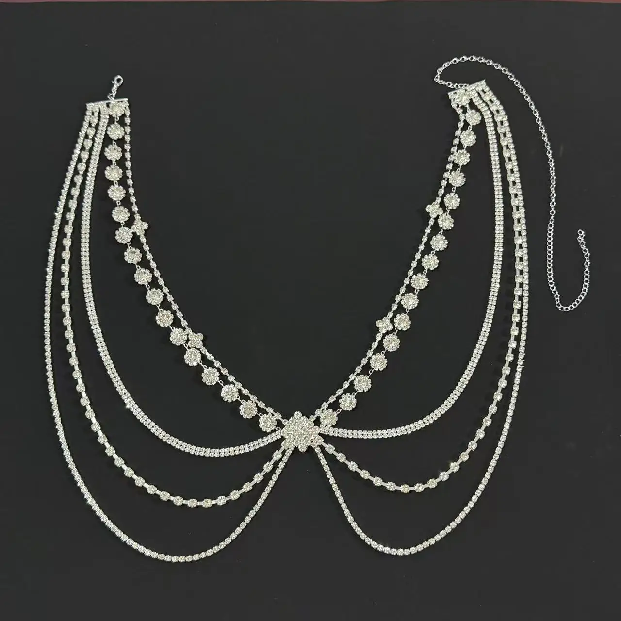 سلسلة أنيقة من حجر الراين قابلة للتعديل مكونة من قطعة واحدة مع طراز قديم، تتميز بتصميم زهرة لامعة، ومناسبة للحفلات #6