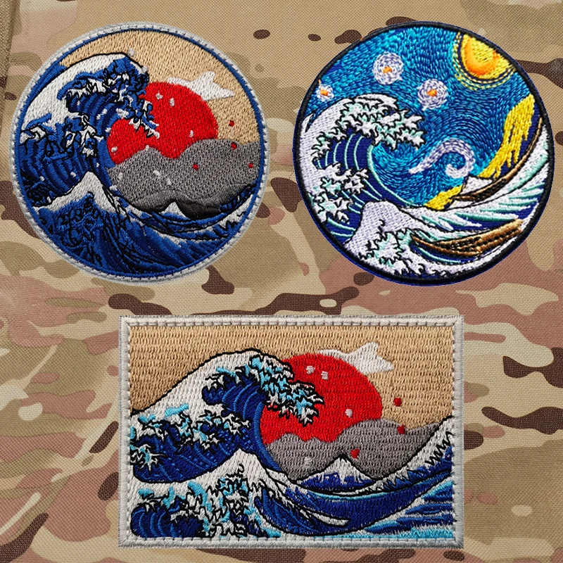 Naszywka Great Wave Off Kanagawa Wielokolorowy obraz fal oceanicznych Haftowana naszywka Opaska na ramię z haczykiem i pętelką na zewnątrz