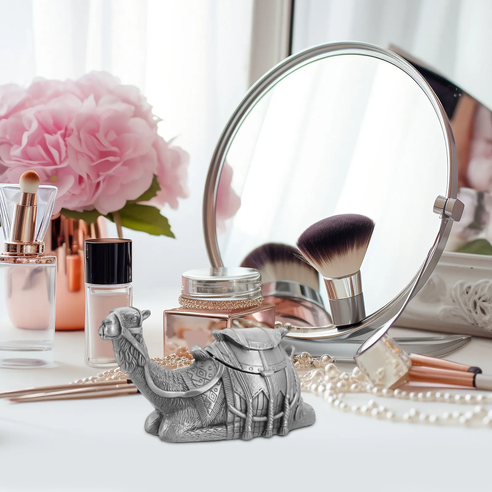 

Metal Camel Jewelry Box Hinged Animal Trinket Holder Creative Decorative Storage Case for Rings Necklaces Home Decor Organizer