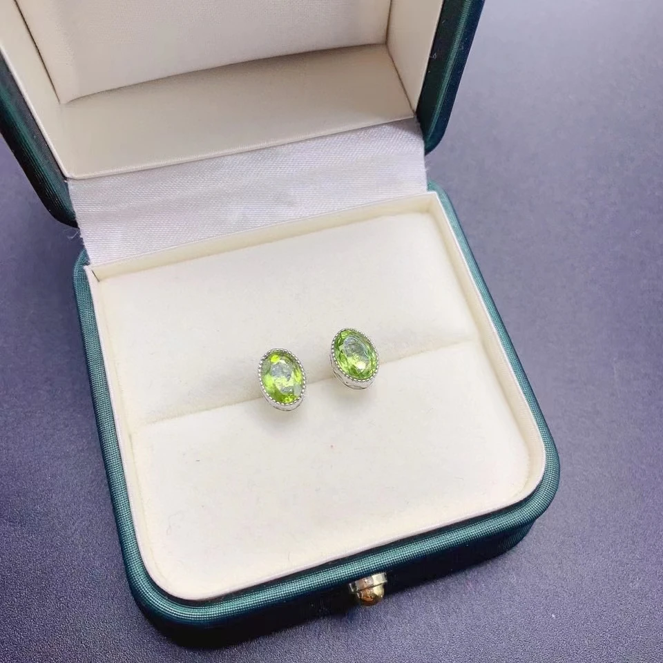 Boutique Jewelry 925 Sterling Silver Natural Gem Olivine Women's Earrings    Birthday, Christmas and New Year Gift for Girls'