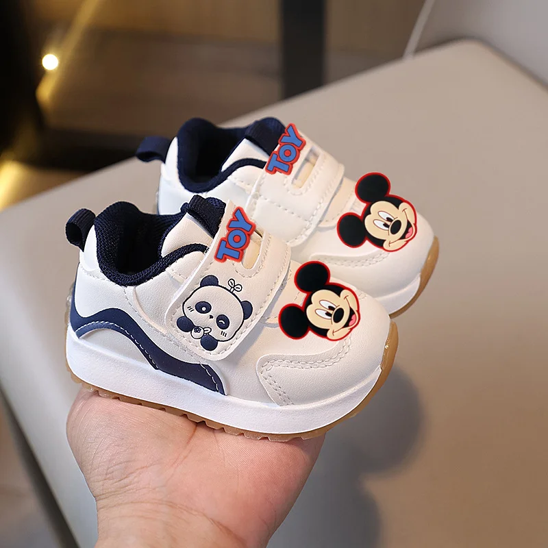 

Весенне-осенняя обувь для малышей с изображением Минни Маус и Микки Мауса, удобные кроссовки с героями мультфильмов Диснея для мальчиков, новые детские кожаные повседневные туфли для девочек