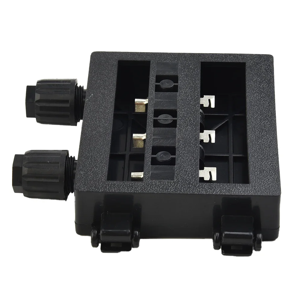 

1PC Cable Connector Kit PPO 50W-120W Electrical Testing TOOL Junction Box 50W-120W 6A For Junction Box Panel Solar Black