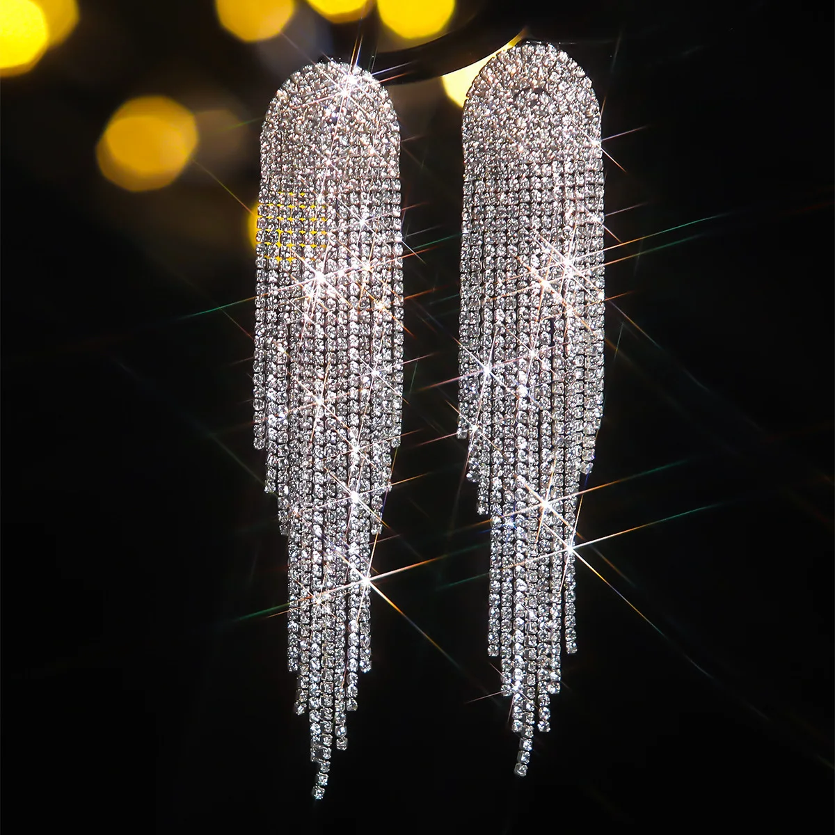 Heavy industry high-end luxury full diamond super flash long fringed earrings, exquisite versatile stud earrings