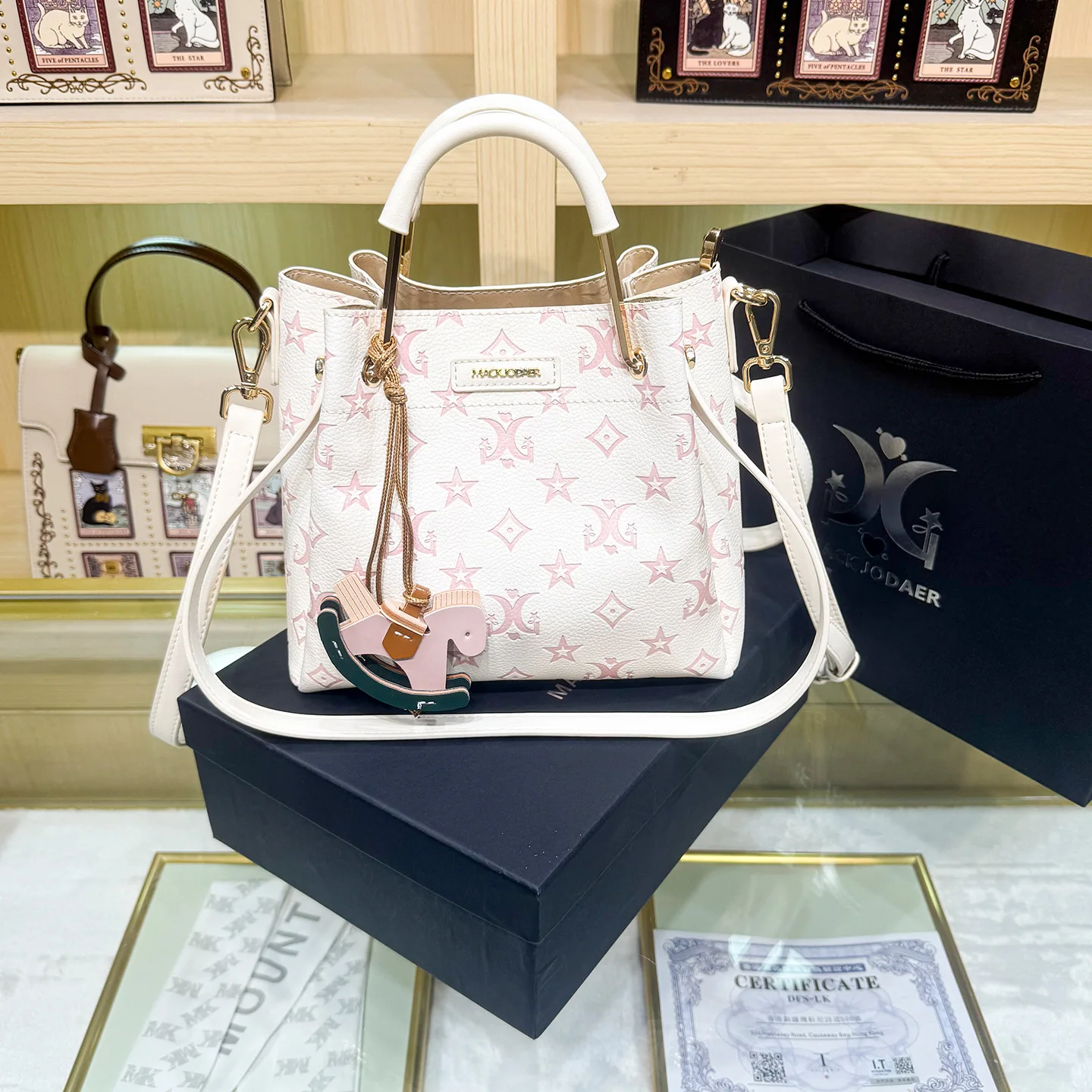

Stylish Messenger Bag For Women Crossbody Handbag In Premium Leather From Luxury Brand Famous Designer Classic