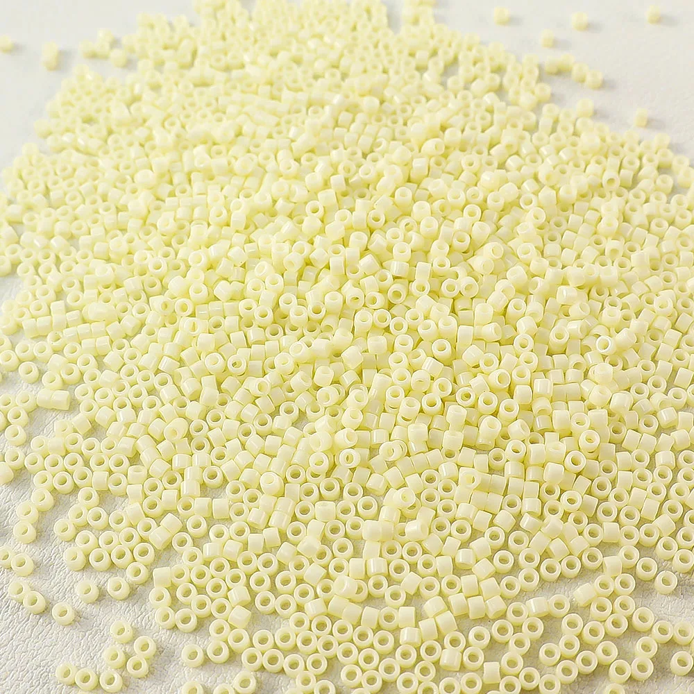 Japanische importierte einfarbige Miyuki Delica Rocailles-Schmuckperlen, geeignet für alle Arten von DIY-Handarbeiten, 10g – Detail 20