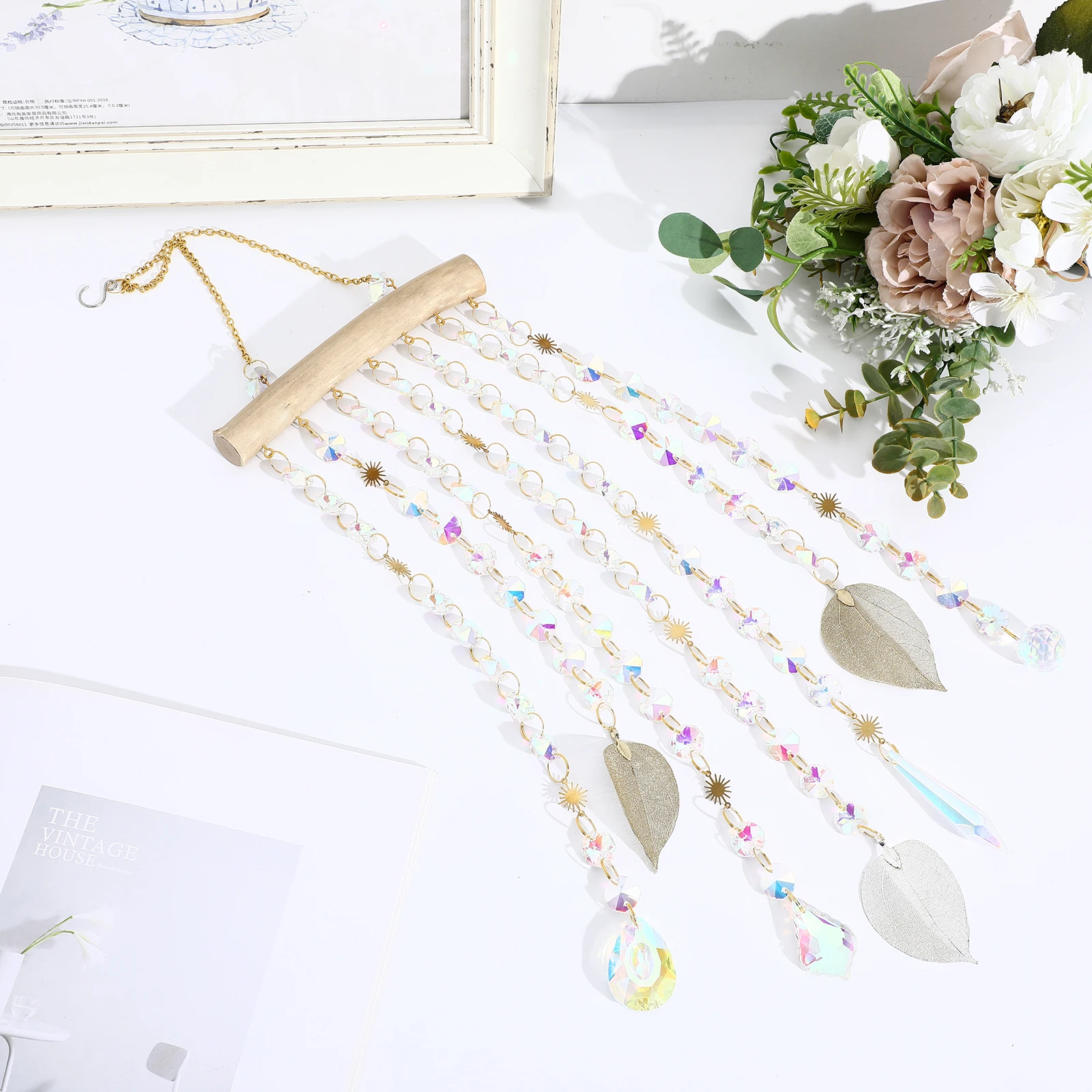 

Outdoor Wall Hanging Decoration Crystal Wind Chimes Home Aesthetic Sun Catcher White Room Decor Ceilings Modern Hanging Crystals