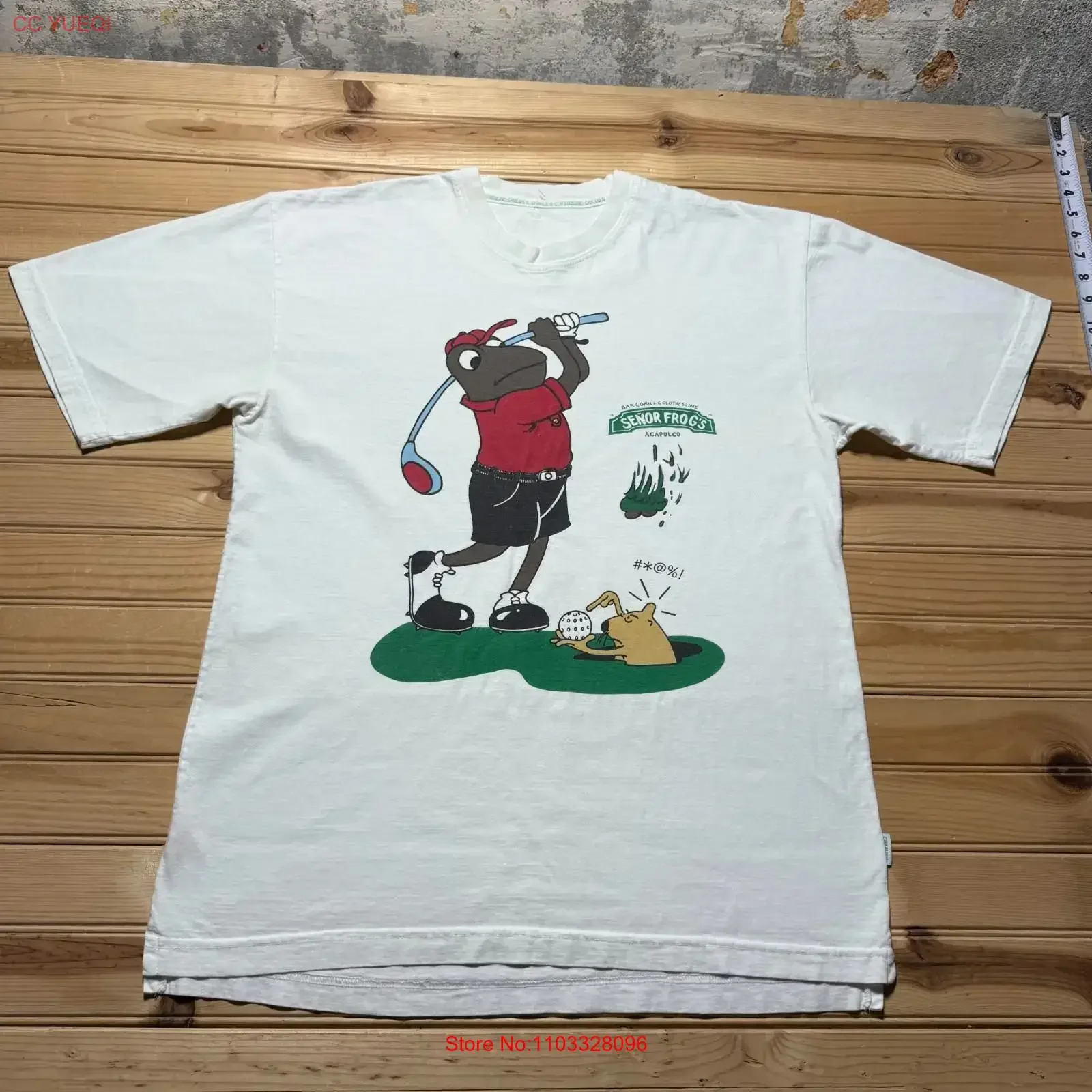 Camiseta Vintage de los 90 con Diseño Divertido de Senor Frog's Acapulco Golfing Mole, Talla Grande, Lavada, Ligeramente Desgastada, Versátil y Transpirable
