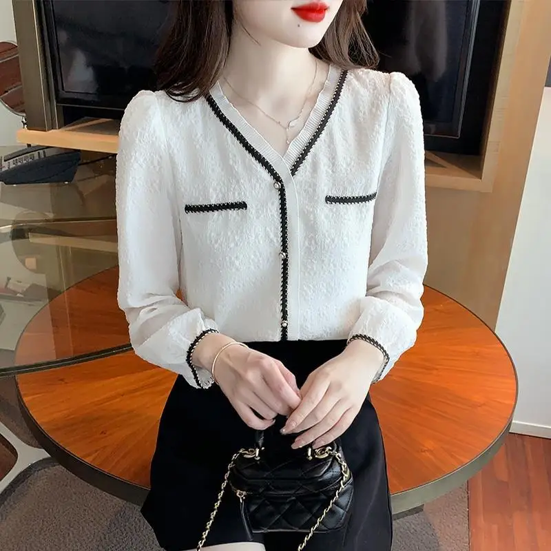 2024Women\'s Spring and Autumn Fashion Splicing V-neck Button Chiffon Shirt Casual Korean Long Sleeved Loose Cardigan Thin Top