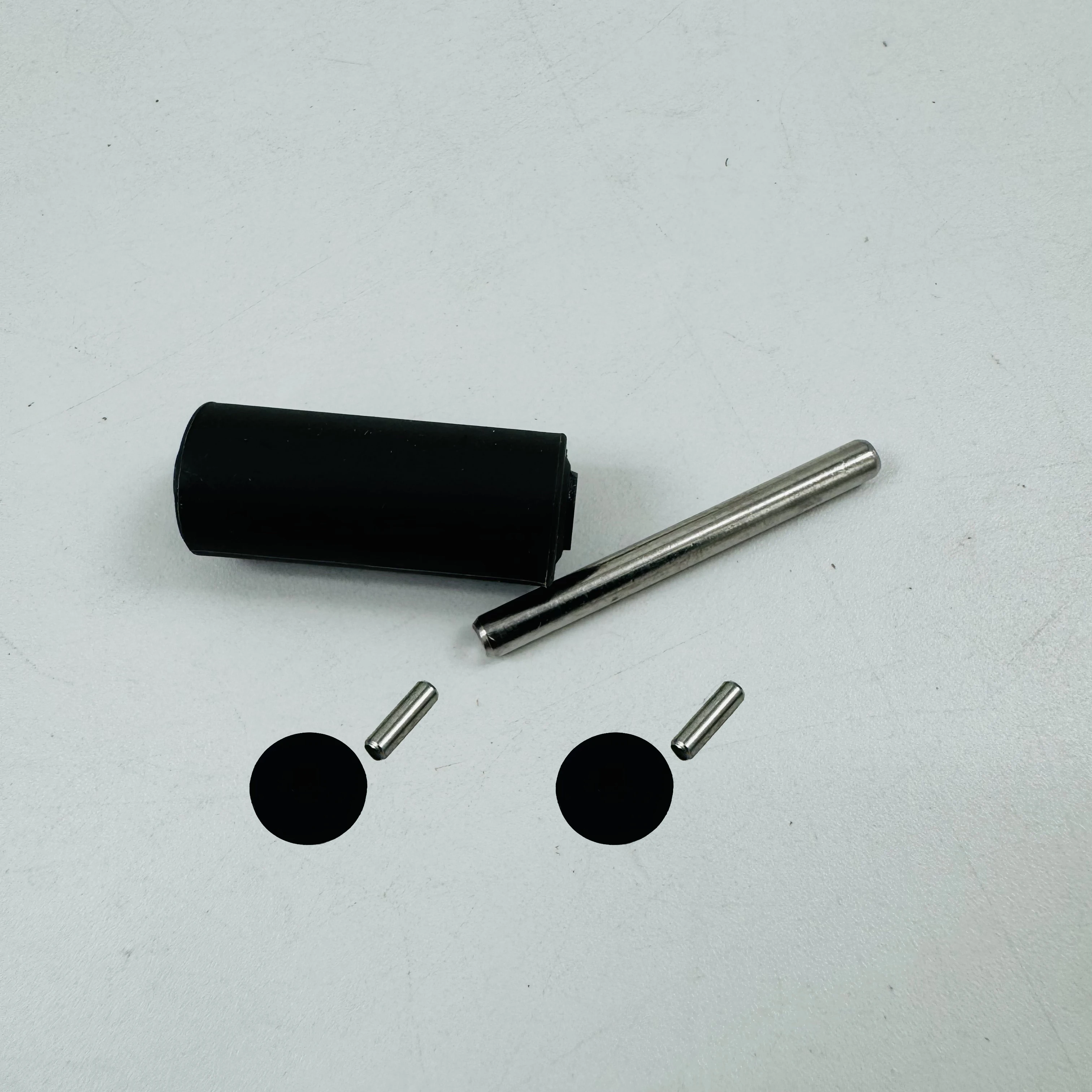 Dreame R10 Pro Aqua Handstaubsauger Zubehör Vorder- und Hinterradbaugruppen der Bodenbürste schwarz
