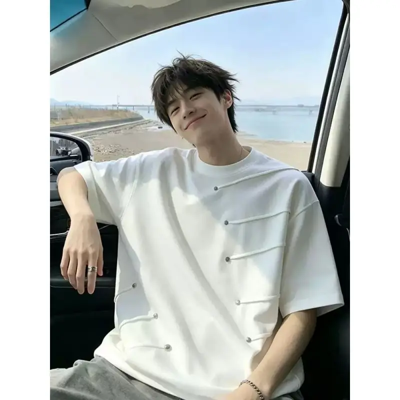 Men 2026 Summer Niche Deconstruct Rivet Spliced T Shirt American High Street Loose Short Sleeve Cool Guy Casual White O Neck Top