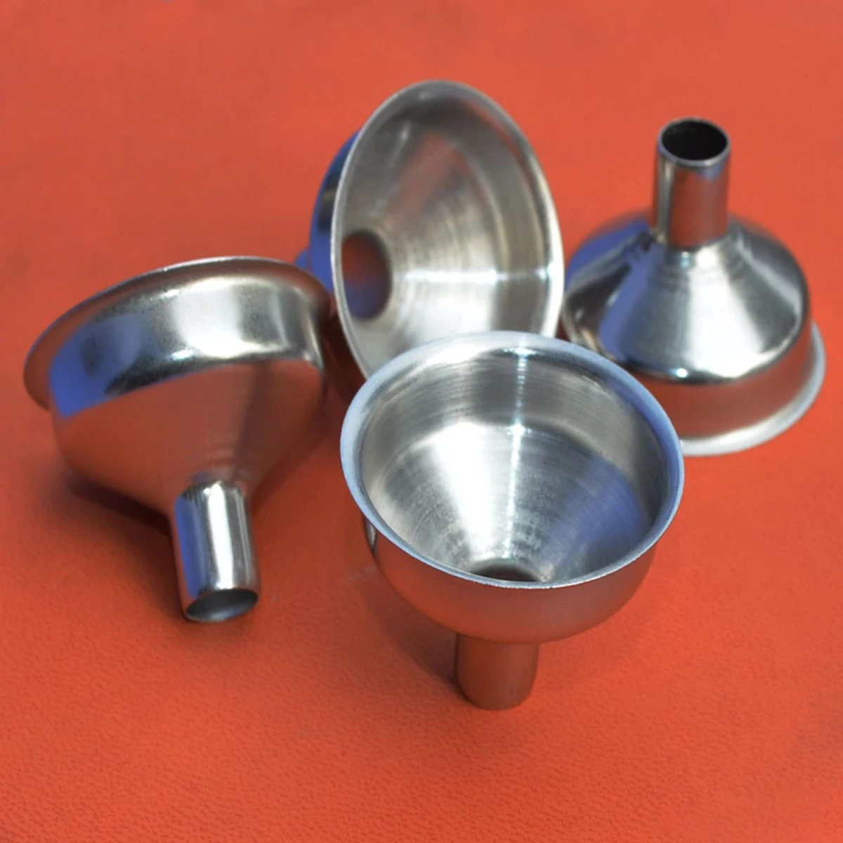 

6 pcs Stainless Steel Funnel Pot Flagon Special Oil Hip Flask Leakproof Compact for Bottles Cups Oil Containers