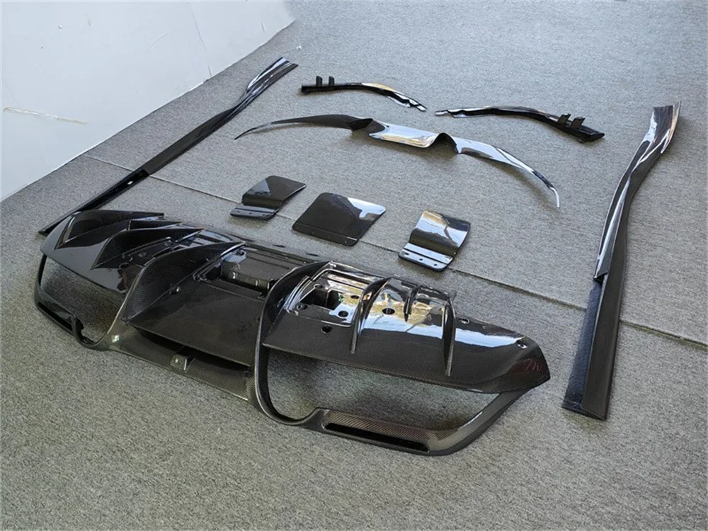 

Suitable for Ferrari F8 modified car accessories, N-style carbon fiber front bumper lip, rear diffuser, side skirts, car tools