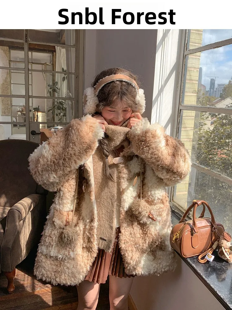 

Экологичная женская шуба из смешанного меха разных цветов, милый стиль, новинка 2026 года, универсальная зимняя верхняя одежда, короткое пальто для повседневной носки