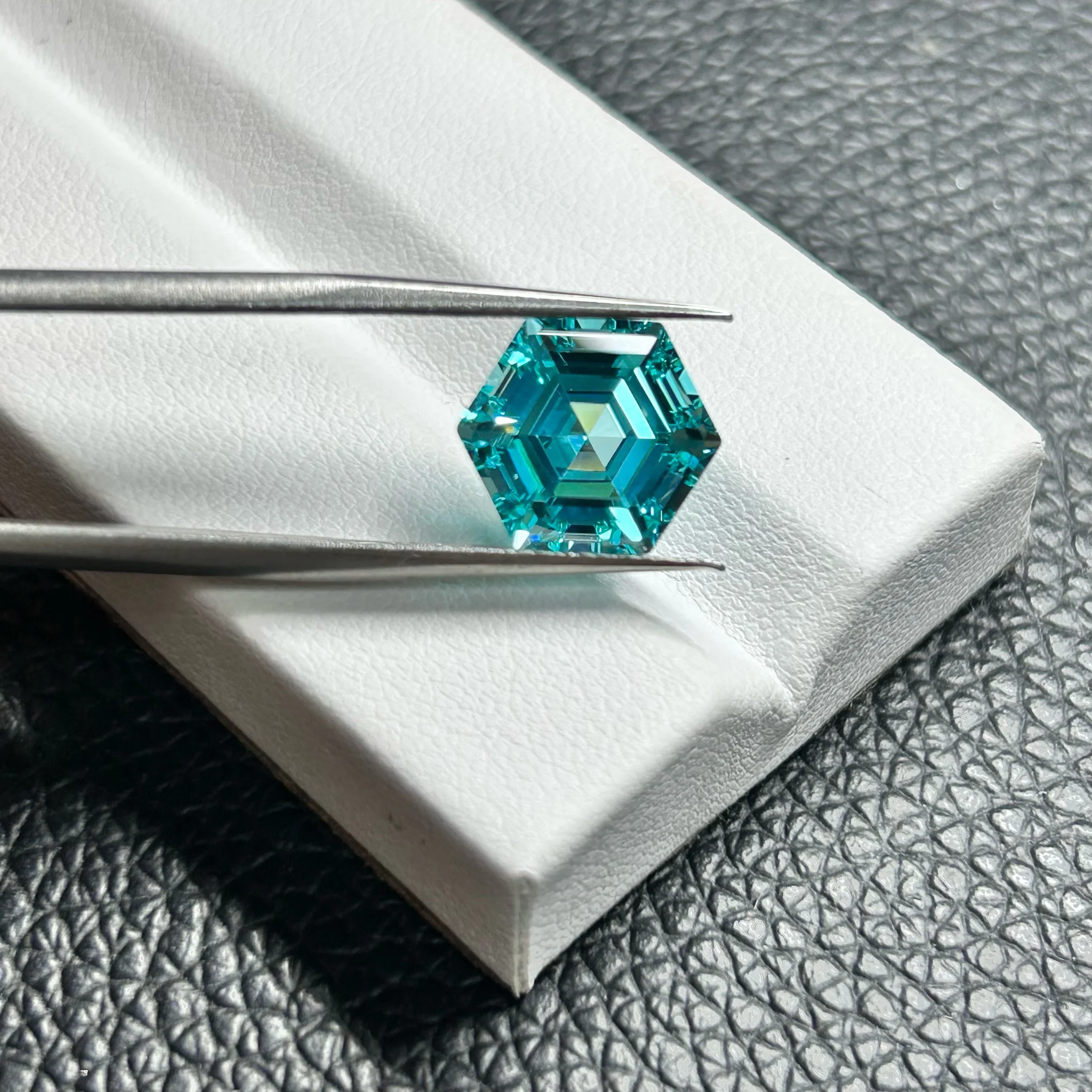 

Loose Paraiba Hexagon Cut 6mm 8mm 10mm Lab Grown Blue Gemstones For Jewelry Setting