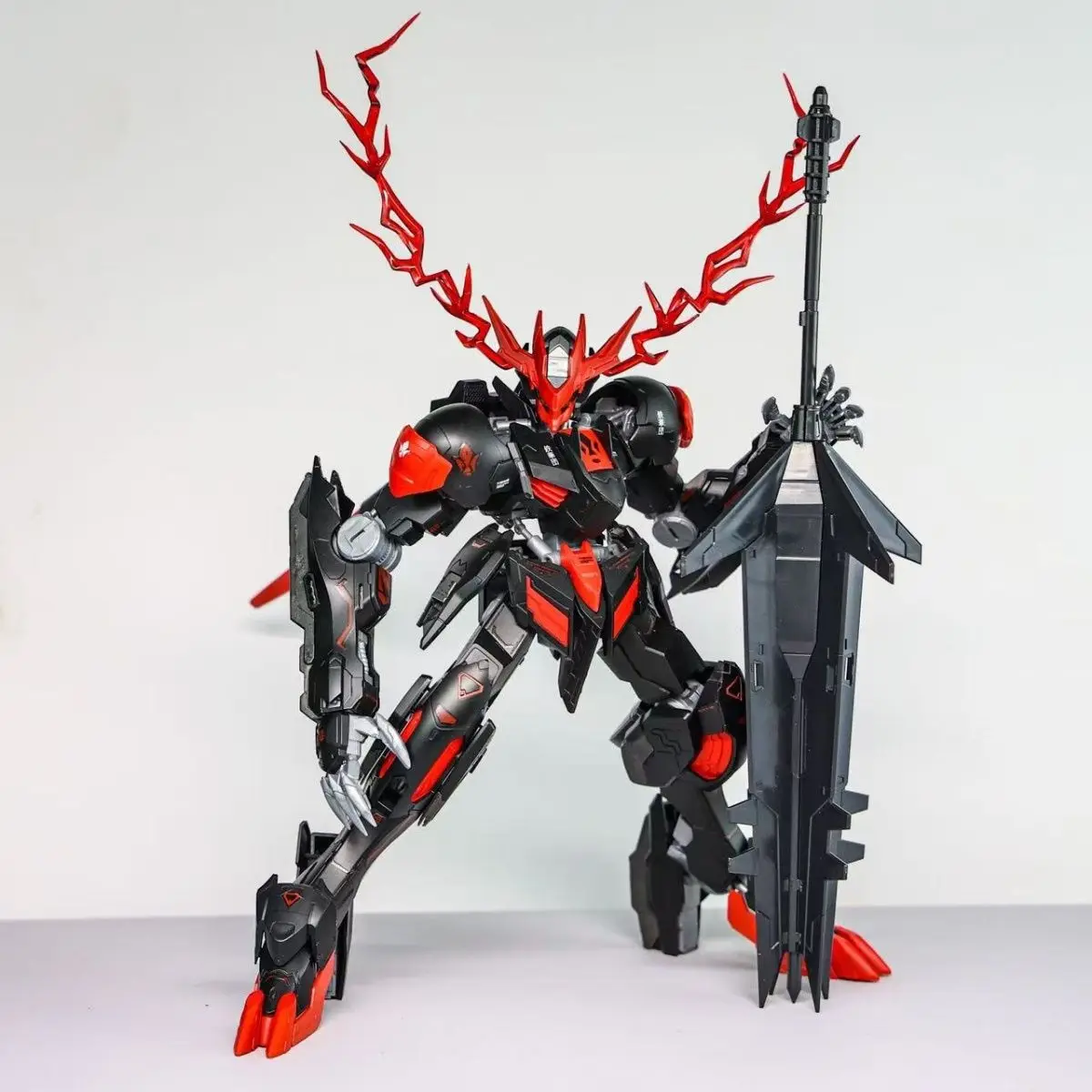 

1/100 MAX MODEL Barbatos Lupus Rex Black Red Color Assembly Model Kit Action Figures Robot Plastic Model Kits Hobby Toys Gifts