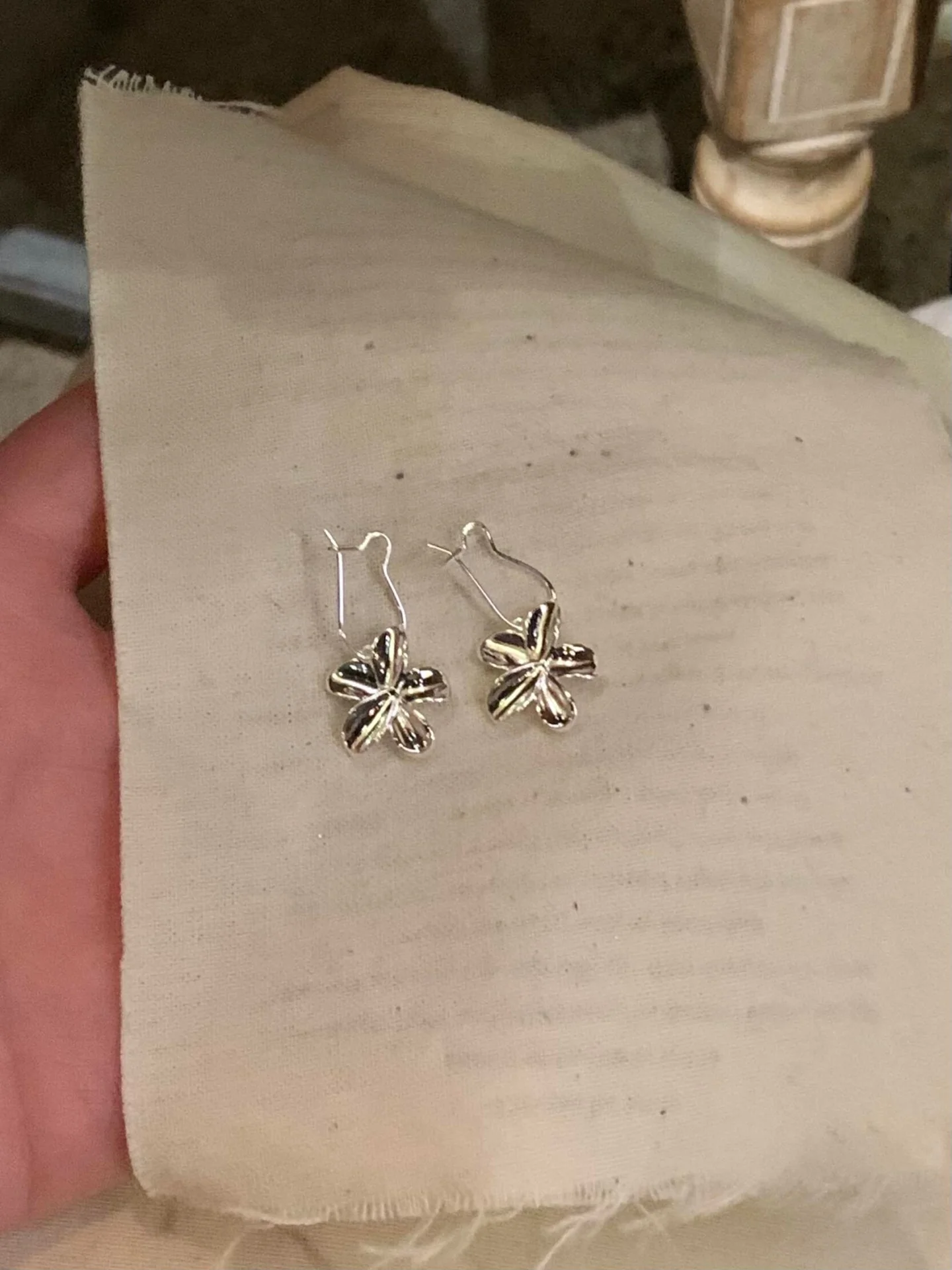 orecchini-a-fiore-in-argento-puro-s925-leggeri-alla-moda-comodi-gioielli-eleganti-e-di-lusso