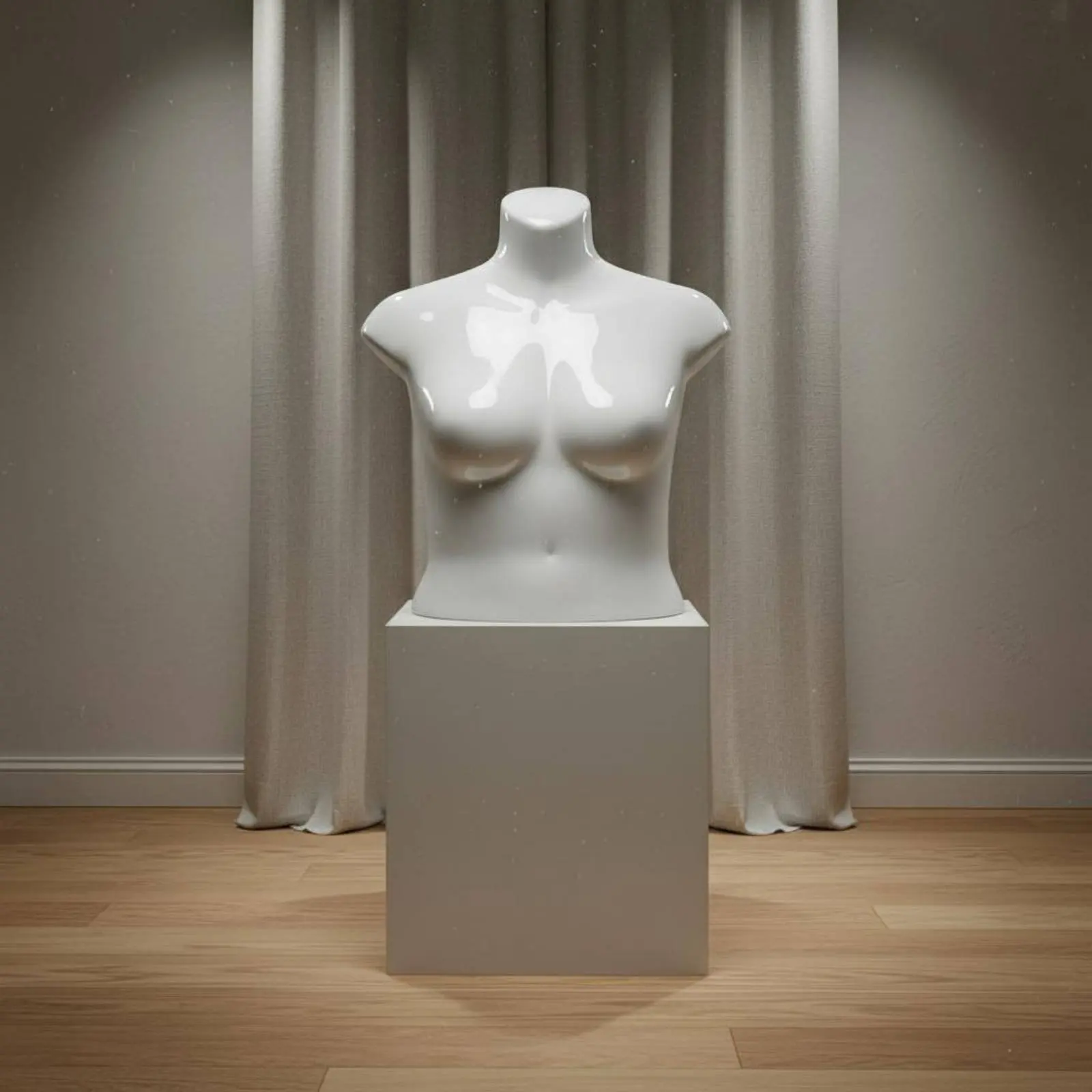 Maniquí torso femenino talla grande para escaparates de mascotas