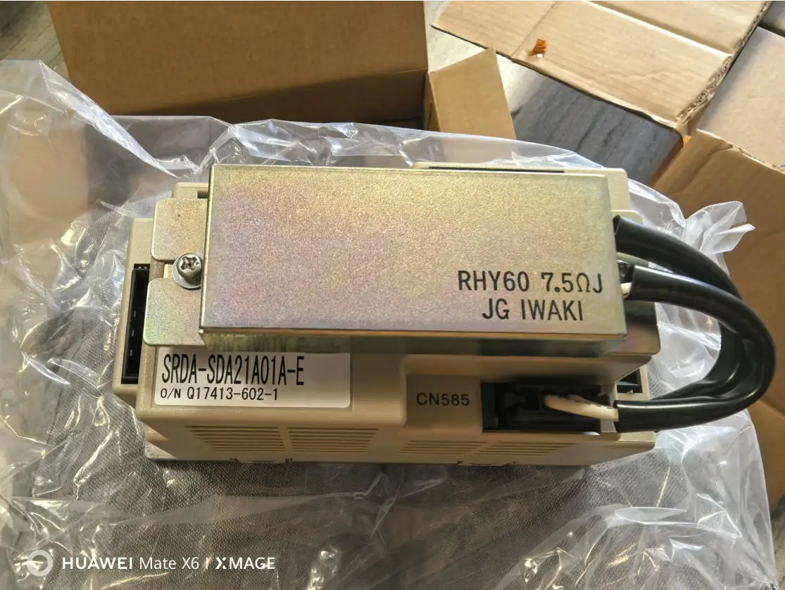 

SRDA-SDA21A01A-E Новый и оригинальный сервопривод