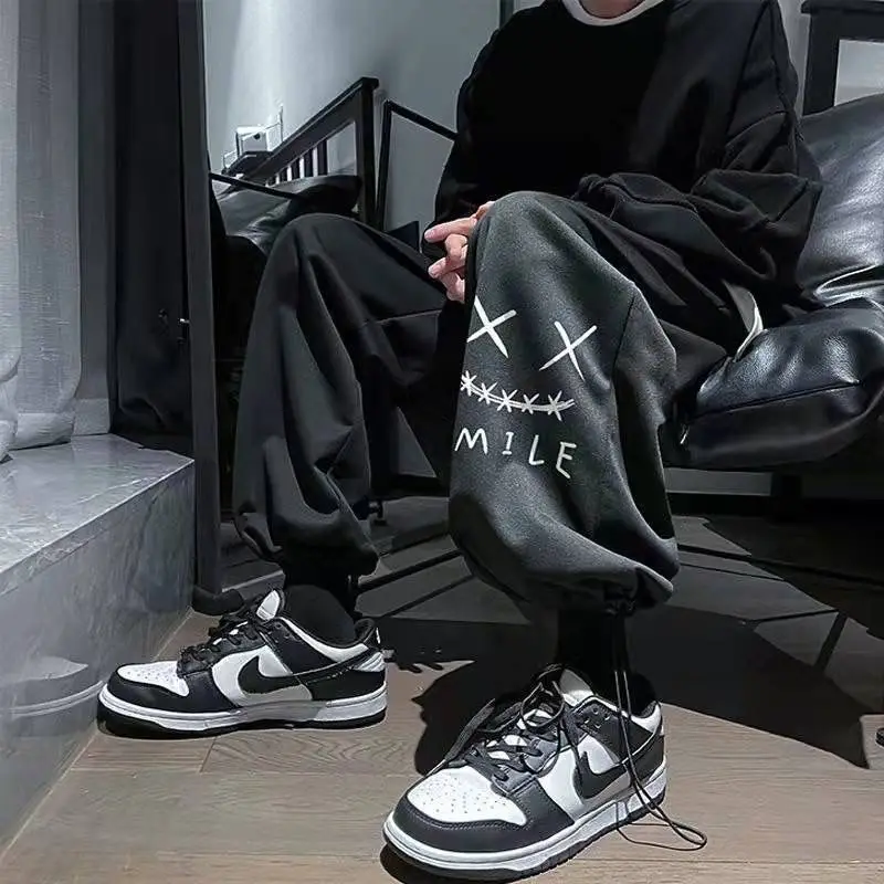 

Smile Streetwear Sweatpants Male Vintage Y2k Casual Joggers Men Sport Ankle-length Trousers Basketball Man 2023