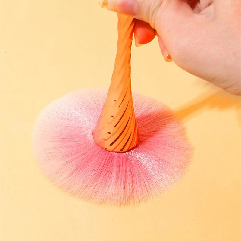 Large Soft Blusher Brush Fluffy Loose Powder Makeup Brush Pretty Waist Designed Nail Art Dust Cleansing Brush Cosmetic Tool