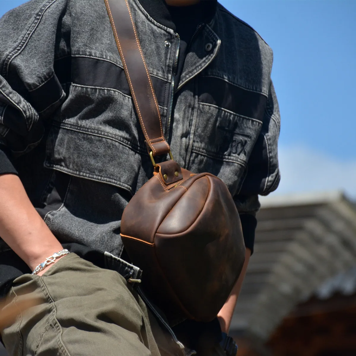 vintage high-quality first layer cowhide men's crossbody bag casual outdoor daily genuine leather sport small shoulder bag