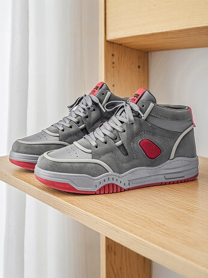 Men's Winter High-Top Board Shoes Fleece Lined Warm Cotton Leather Soft Bottom Casual Shoes Trendy All-Match Comfortable