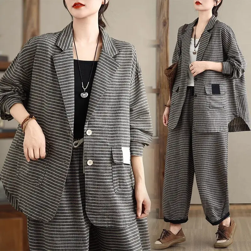 Spring Autumn Fashion Large Size Two-Piece Striped Suit for Women Loose Outfit Stylish Retro Blazer and Pants Casual Suit A569