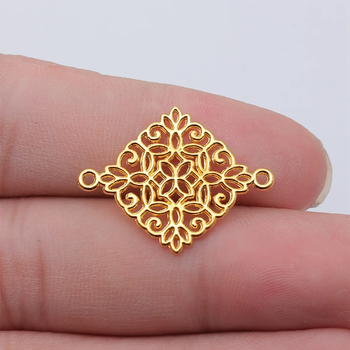 WYSIWYG 10pcs 5 Colors Square Flower Charm Connectors for Making Bracelet Handmade DIY Jewelry Accessories 28x22mm