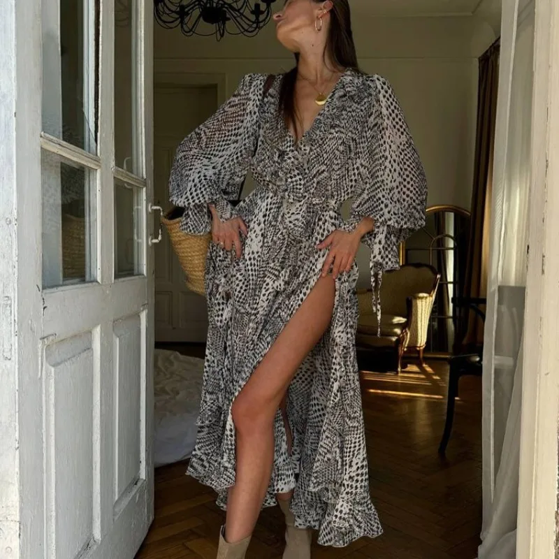 Elegantes, lässiges Maxikleid mit V-Ausschnitt, Blumenmuster, langen ausgestellten Ärmeln und Schlitz – Neu 2026 – Langes Pullover-Kleid für die Büro-Dame