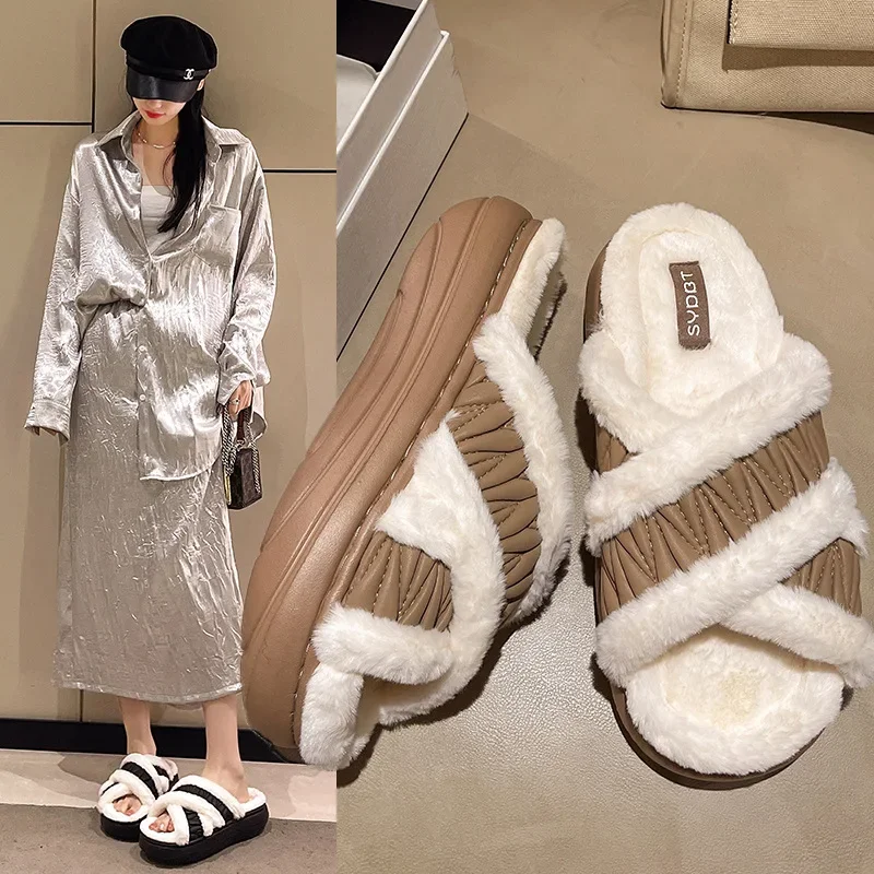 

Пушистые женские тапочки, домашняя повседневная осенне-зимняя роскошная дизайнерская женская обувь, домашние и уличные плюшевые шлепанцы, модная обувь на плоской подошве
