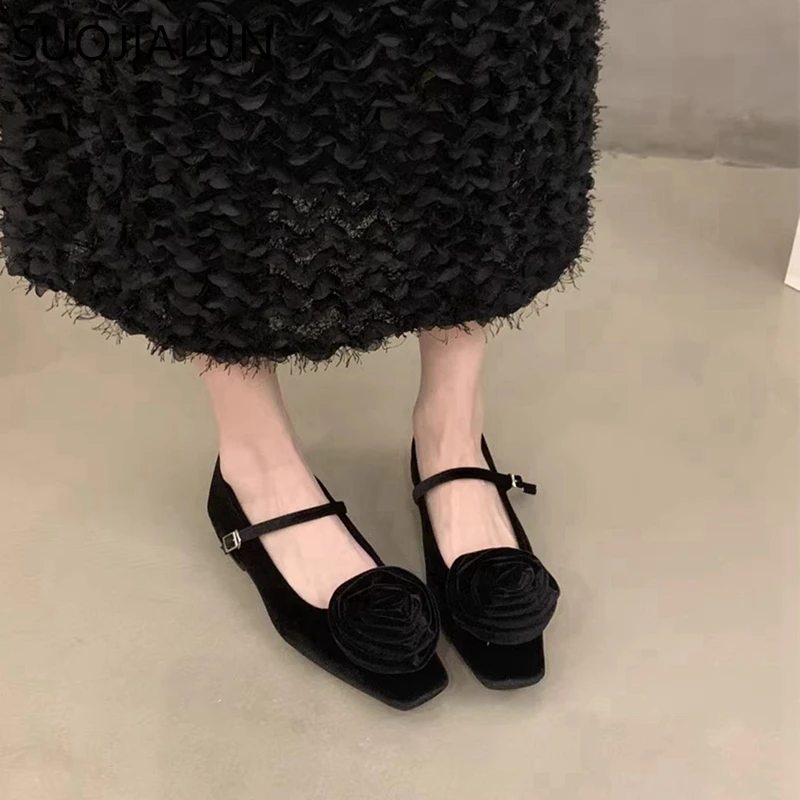 SUOJIALUN Spring Brand Women Flat Shoes Fashion Big Flower Ladies Elegnat Ballerinas Shoes Soft Flat Heel Dress Mary Jane Shoes